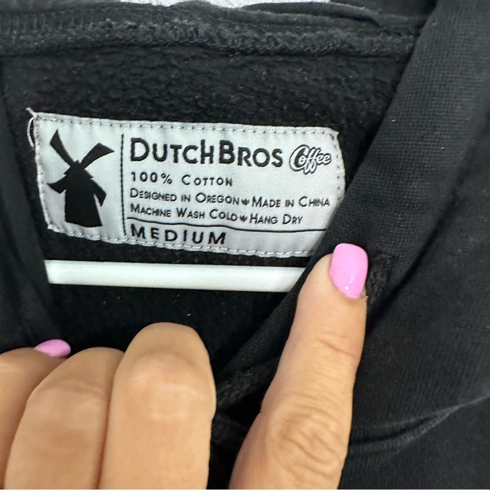 Dutch Bros Medium Black “Killer Coffee” Hoodie Dutch Bros Sleeve Db 1992 View 5